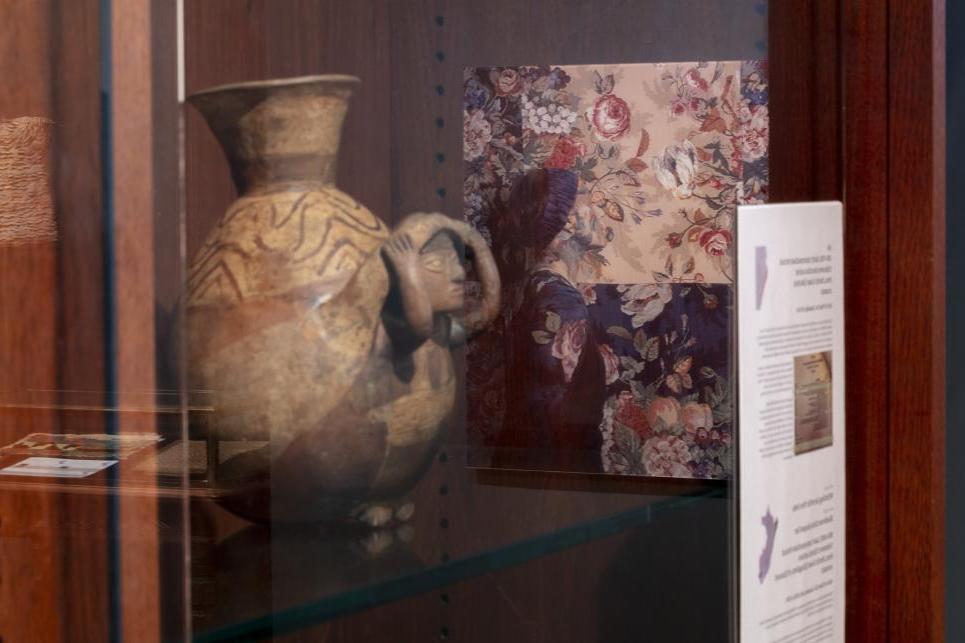 透视秘鲁陶瓷:“转型，不在家”展览 